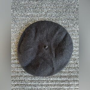 Classic Wool Knit French Beret Hat Black Winter Preppy Parisian (Made in France)